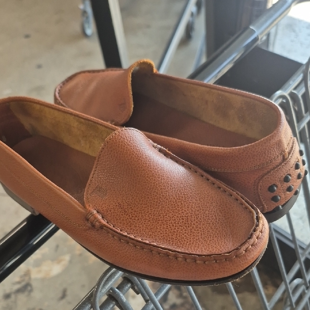 Tod's Brown Loafers Classic Moccasin Slip-On